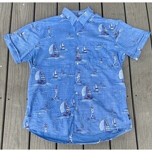Izod Saltwater Shirt Mens XL Sailboats Lighthouse Relaxed Classic Button Up Blue